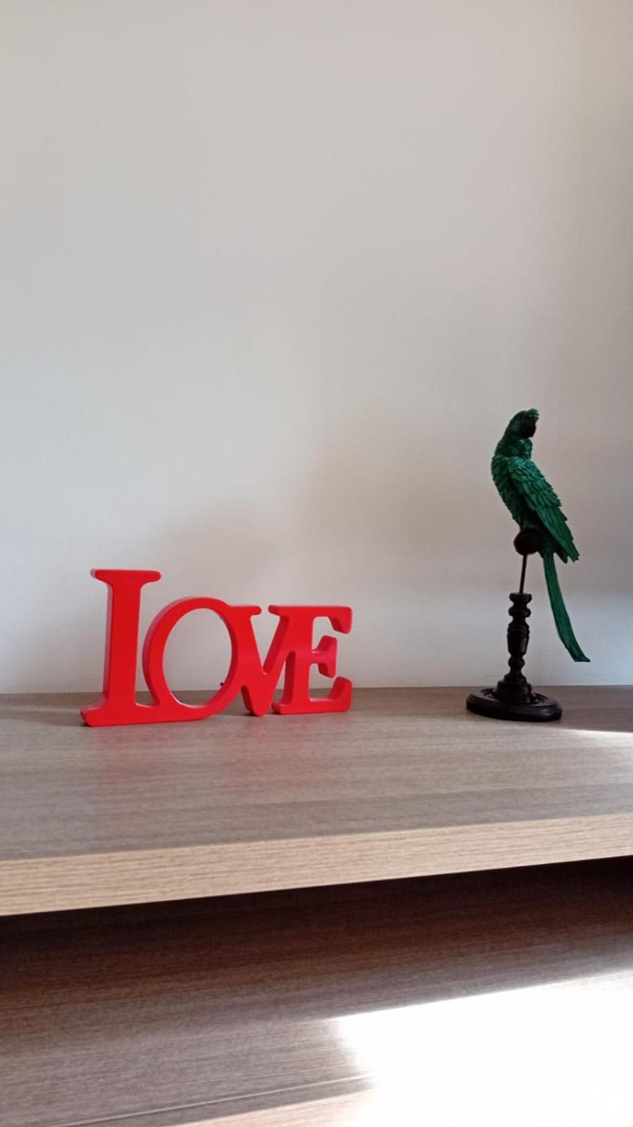 Love House - Apartment On The Beach เปสการา ภายนอก รูปภาพ