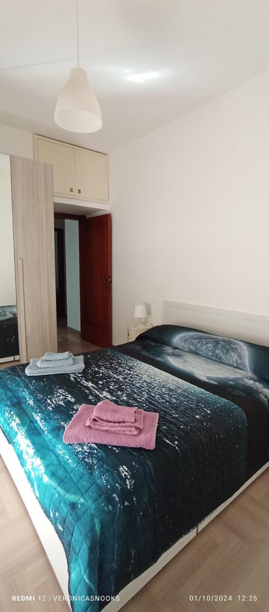 Love House - Apartment On The Beach เปสการา ภายนอก รูปภาพ