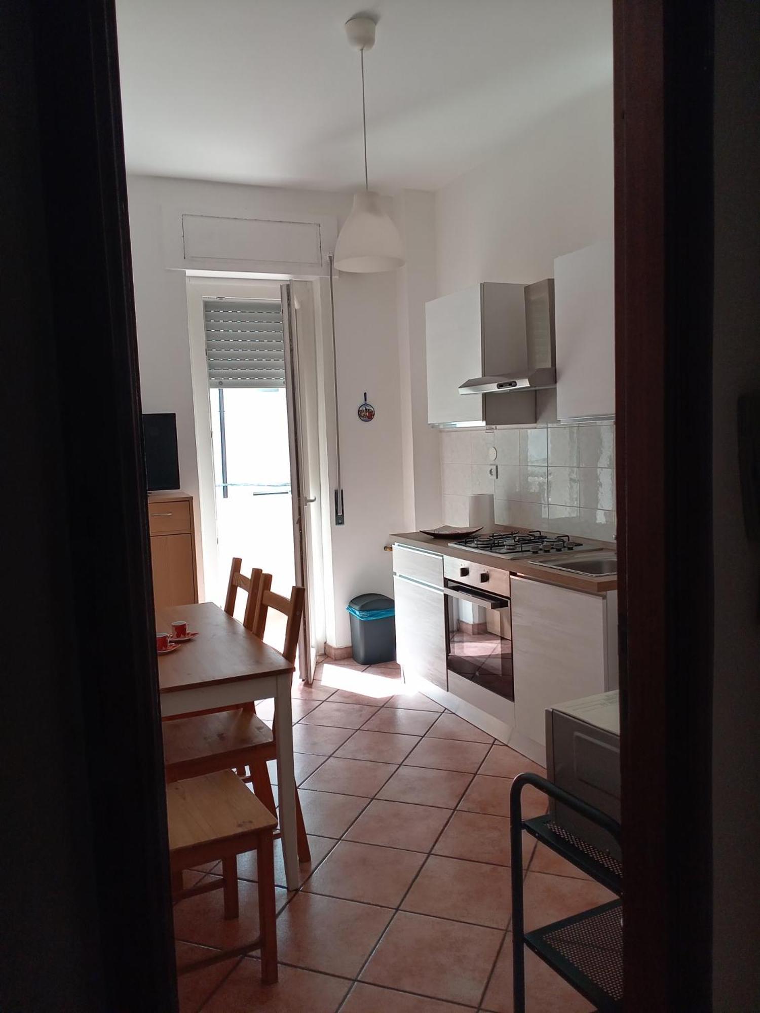 Love House - Apartment On The Beach เปสการา ภายนอก รูปภาพ